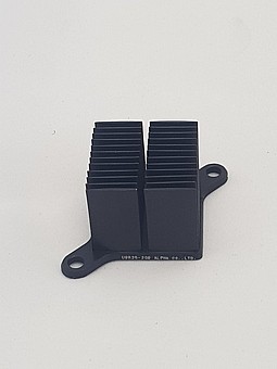HEAT SINK 25X25 T=20 +ATTACH